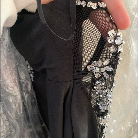 Black prom dress - Picture 4 of 5